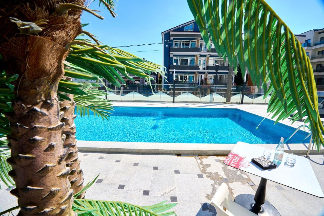 Appartement Studioul De La Mare Nord10 -Free Pool & Playground à Mamaia Extérieur photo