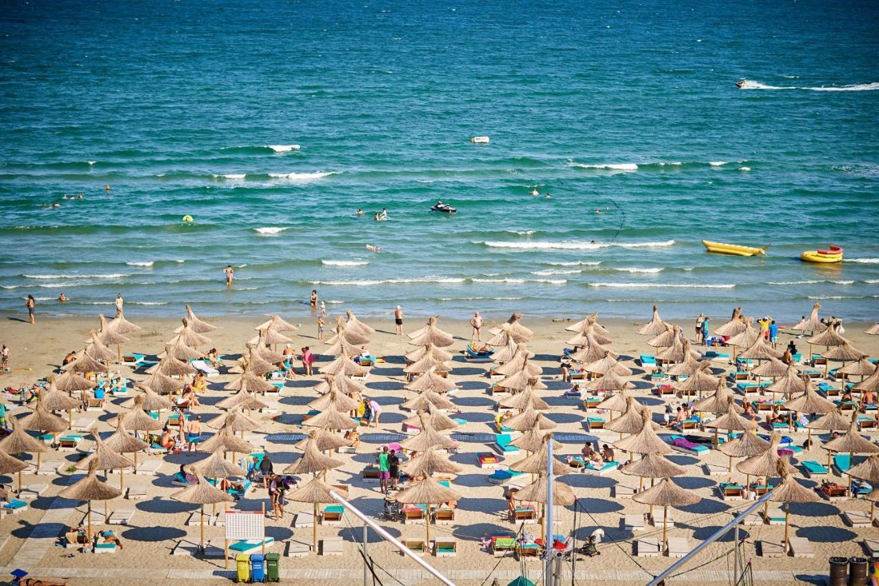 Appartement Studioul De La Mare Nord10 -Free Pool & Playground à Mamaia Extérieur photo
